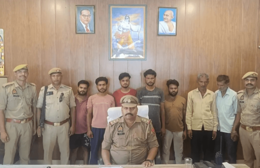 जलेसर में अवैध पशु कटान पर पुलिस की कार्रवाई, सात आरोपी गिरफ्तार