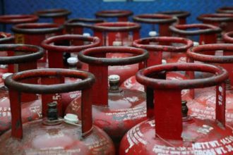 1 August Rules, LPG Cylinder Price, Banking Rules, ITR Update, CKYC 2.0, Personal Finance, Money News Hindi, New Rules 2026