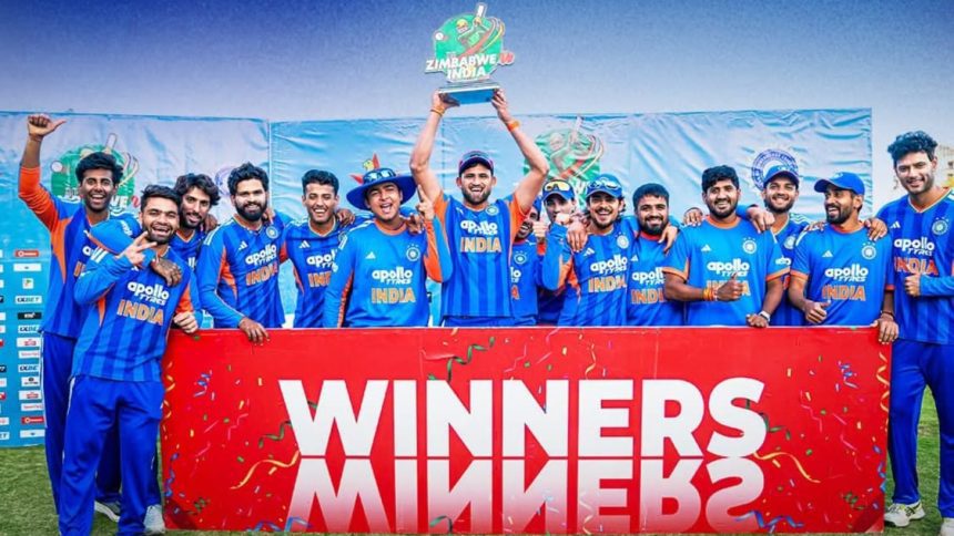 Team India celebrates 3-0 T20 series win vs Zimbabwe - भारत जिम्बाब्वे टी20 सीरीज जीत