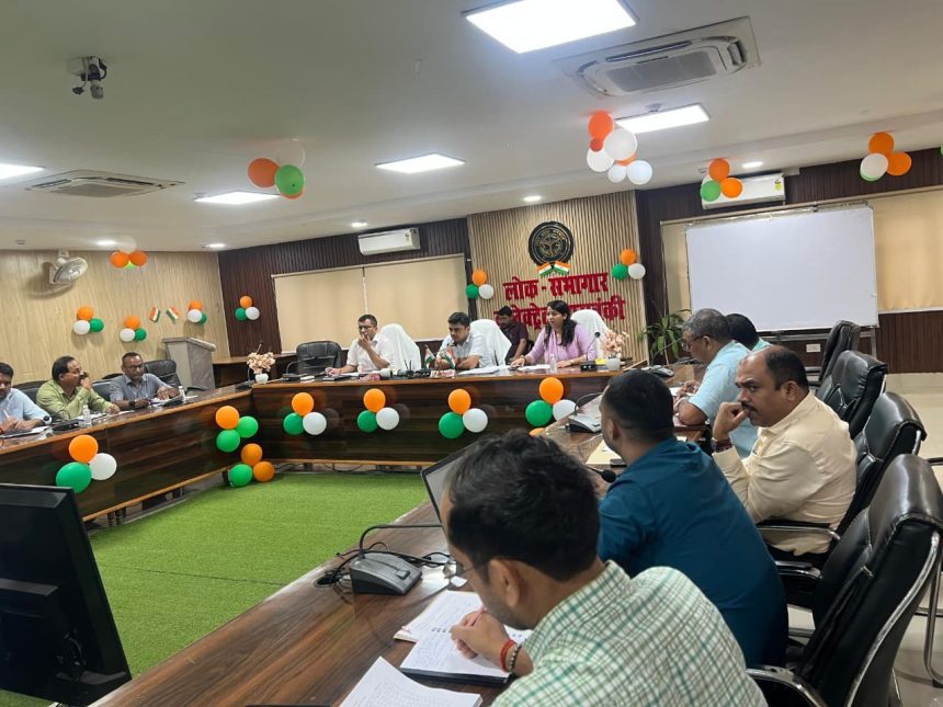 बाराबंकी समाचार, Barabanki News, यूपी न्यूज़, DM ईशान प्रताप सिंह, नगर विकास विभाग, विकास परियोजनाएं, स्वच्छता अभियान, उत्तर प्रदेश प्रशासन