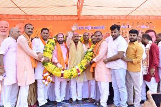 राष्ट्रीय महामंत्री बनने के बाद पहली बार बाराबंकी पहुंचे हरीश द्विवेदी