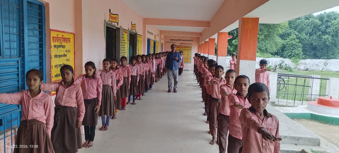 डूबने से बचाव को लेकर स्कूलों में जागरूकता सप्ताह, बच्चों ने ली नदी-तालाब से दूर रहने की शपथ