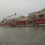 अयोध्या के सरयू घाट पर दिखा जहरीला सर्प, PAC जवान की बहादुरी से टला बड़ा हादसा