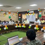 Barabanki News: जल जीवन मिशन की 328 परियोजनाओं की डीएम ने की समीक्षा, लापरवाही पर भुगतान रोकने के निर्देश