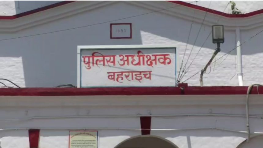बहराइच: चेक पोस्ट का गेट तोड़कर नेपाल भागा ऑल्टो चालक