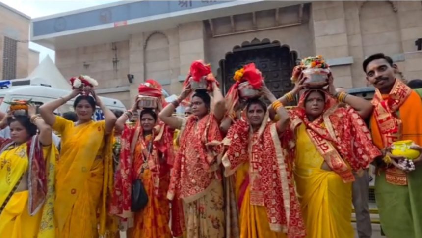 काशी विश्वनाथ पहुंची कलश यात्रा, ज्ञानवापी मामले में जल्द फैसले की मांग