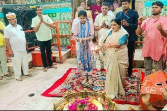 रजनी तिवारी लोधेश्वर महादेव लोधेश्वर महादेवा धाम Barabanki Latest News भगवान शिव जलाभिषेक सावन 2026 उत्तर प्रदेश मंत्री रजनी तिवारी Lodheshwar Mahadev Temple UP News Today शिव पूजा समाचार धार्मिक समाचार