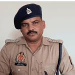 Shravasti News: प्रेम-प्रसंग में शादी की जिद, मोबाइल टावर पर चढ़ा युवक; पुलिस ने बचाया