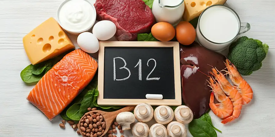 Vitamin B12 की कमी से शरीर में क्या होता है? जानें लक्षण और बचाव के तरीके