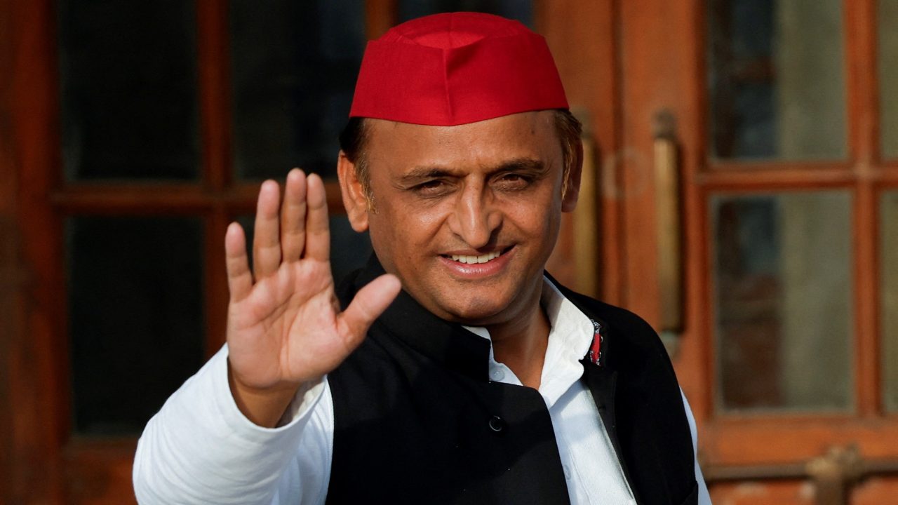 सपा मुख्यालय में दोपहर 1 बजे होगी प्रेस कॉन्फ्रेंस