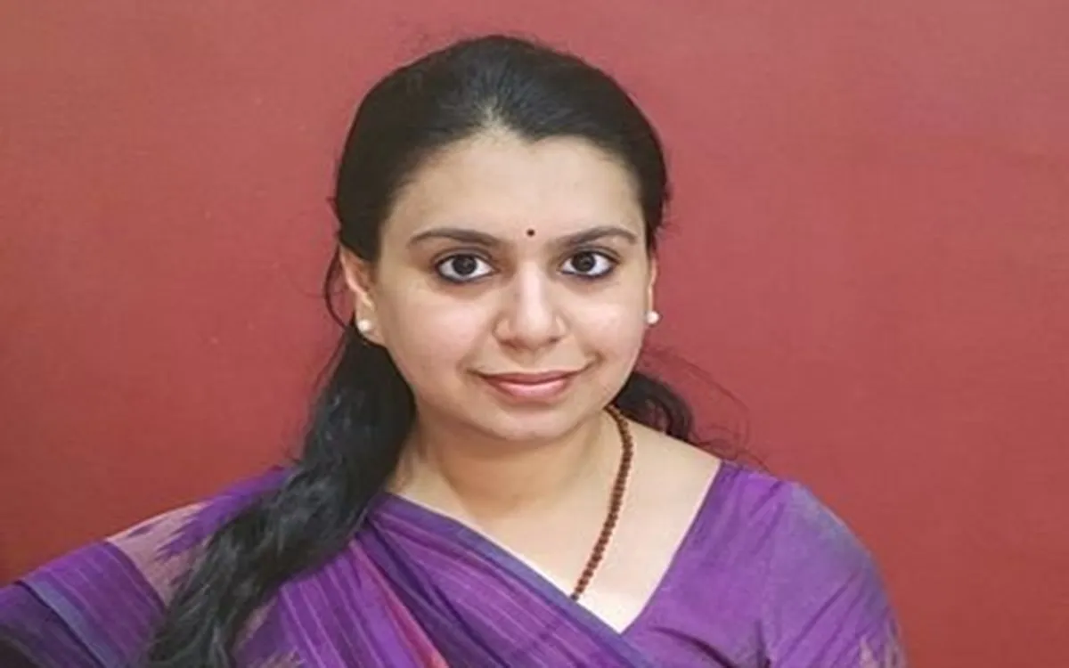 IAS दिव्या मित्तल ने दिया इस्तीफा, IIT-IIM से पढ़ाई के बाद बनी थीं IAS अधिकारी