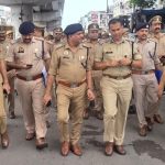 Lucknow Chemical Attack लखनऊ बैंक मैनेजर पर हमला लखनऊ न्यूज आलमबाग केमिकल अटैक महिला बैंक मैनेजर पर हमला लखनऊ क्राइम न्यूज लखनऊ पुलिस जांच ज्वलनशील केमिकल से हमला बैंक मैनेजर पर एसिड अटैक लखनऊ अपराध समाचार यूपी क्राइम न्यूज महिला सुरक्षा लखनऊ आलमबाग थाना केस लखनऊ ताजा खबर CCTV फुटेज से आरोपी की तलाश