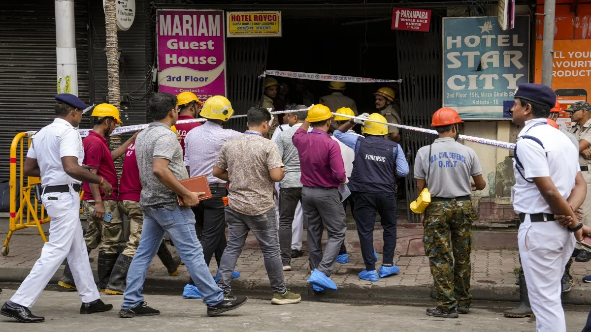 कोलकाता के होटल में दर्दनाक हादसा, आग और धुएं में 9 लोगों की मौत