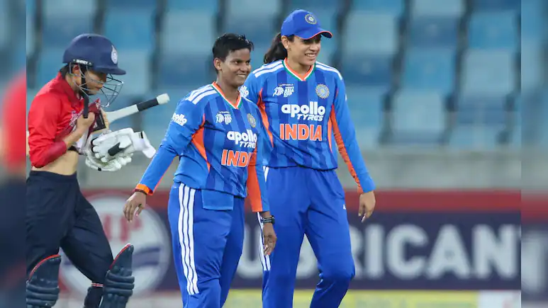 Deepti Sharma Record: दीप्ति शर्मा ने रचा इतिहास, महिला T20I में बनीं नंबर-1 गेंदबाज