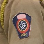 हाथरस दरोगा मामला, रोडवेज बस विवाद, हाथरस न्यूज, दरोगा निलंबित, रोडवेज बस में फ्री सफर, पुलिस की दबंगई, यूपी पुलिस, हाथरस पुलिस, वायरल वीडियो, रोडवेज बस यात्रियों की तलाशी, पुलिसकर्मी की दबंगई, UP Police News, Hathras News, Roadways Bus News, Daroga Suspended