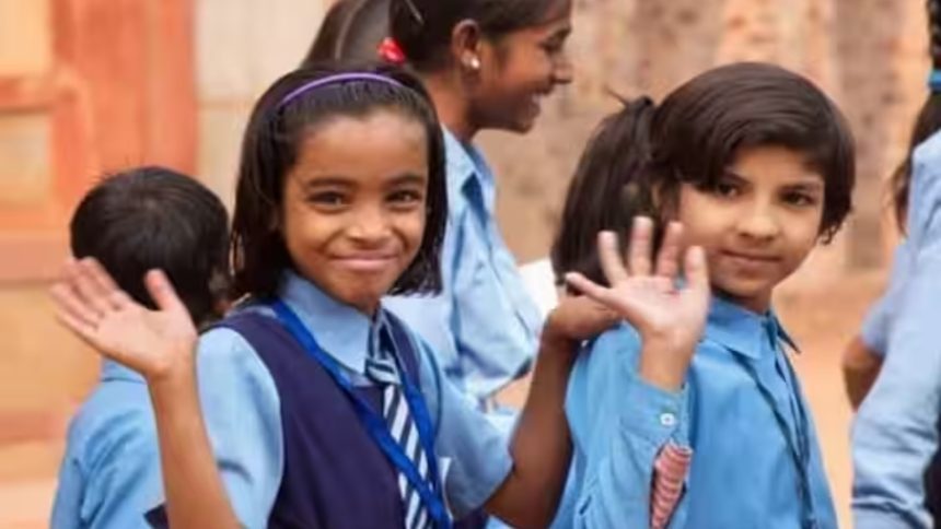 बाराबंकी गरीब बच्चों को निःशुल्क शिक्षा