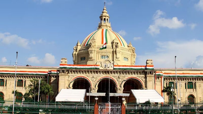 UP News, Lucknow News, Uttar Pradesh Assembly, Monsoon Session, Traffic Diversion, Lucknow Police, Breaking News, Hindi News