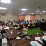 बाराबंकी में बारिश से खराब सड़कों को लेकर DM सख्त, गड्ढे तत्काल भरवाने के निर्देश
