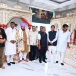 अयोध्या में ‘वस्त्र उत्सव’ का भव्य आगाज, सूरत की साड़ियों और नई डिजाइन का दिखा जलवा