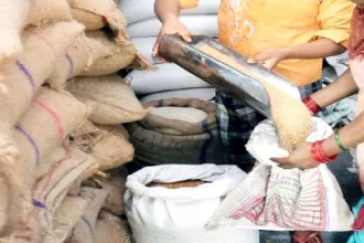 UP Free Ration: 10 सितंबर से मिलेगा फ्री राशन, साथ में मिलेगी चीनी भी