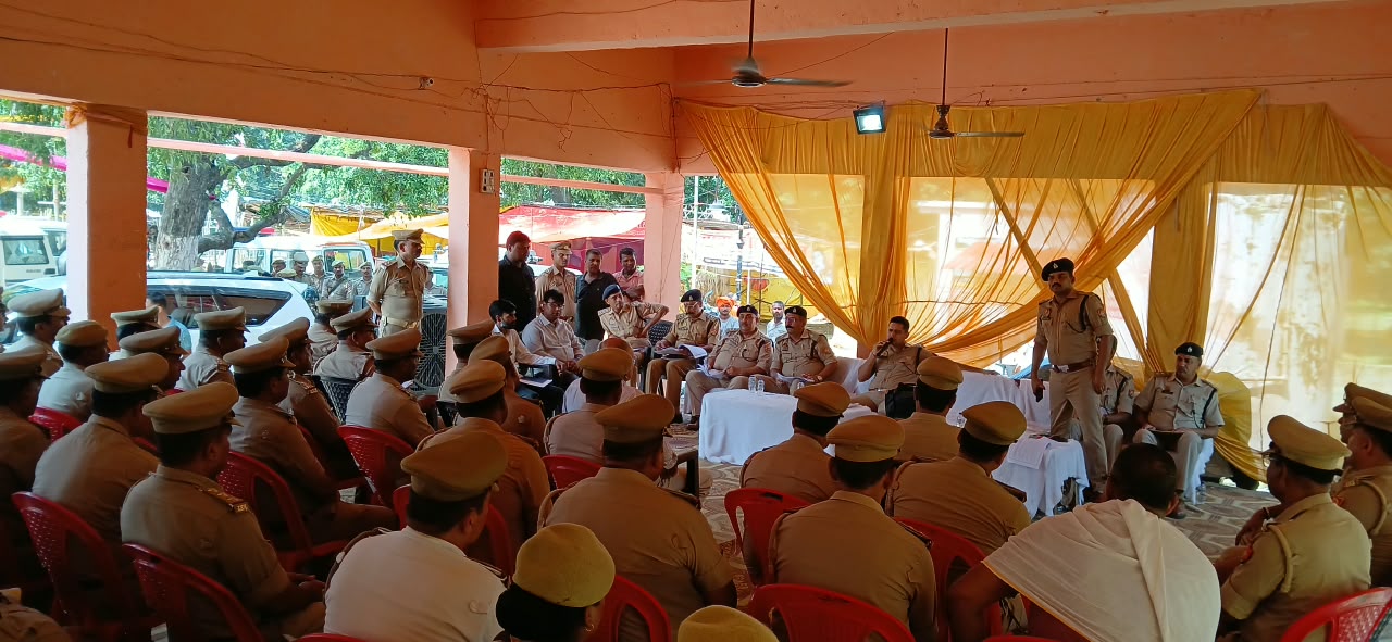 श्रावस्ती में कजरी तीज को लेकर पुलिस अलर्ट, बाबा विभूतिनाथ मंदिर में कड़े सुरक्षा इंतजाम