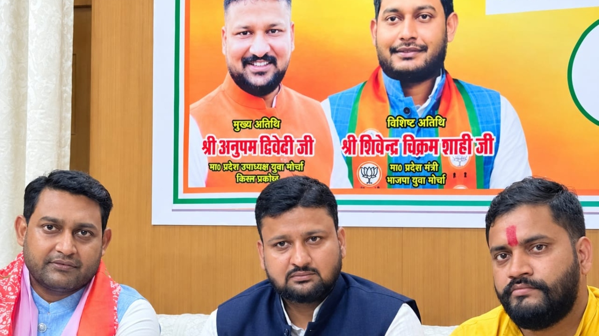 मोदी के सार्वजनिक जीवन के 25 साल पूरे, वडनगर से वाराणसी तक निकलेगी बाइक यात्रा