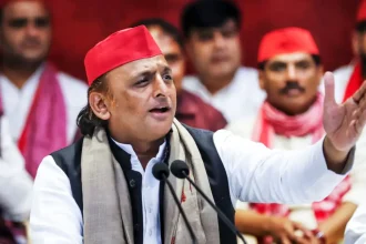 आकाश आनंद पर अखिलेश यादव का बड़ा बयान, बोले- ‘लेकर आओगे तो ले लेंगे’