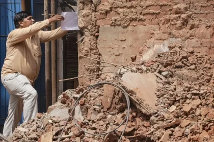 सत्य निकेतन हादसे के बाद MCD का बड़ा एक्शन, 27 जर्जर इमारतें आज होंगी ध्वस्त