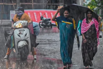 दिल्ली से यूपी-बिहार तक बारिश का अलर्ट, 5 सितंबर को कई राज्यों में गरज-चमक के साथ बरसेंगे बादल