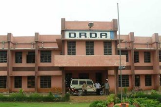 DRDA सुलतानपुर में बड़ा एक्शन, पांच साल से जमे दो बाबुओं को किया गया कार्यमुक्त